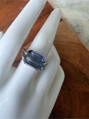 Gold Electroplated Ring with Rectangular Blue-Violet Gem - Size 7.5